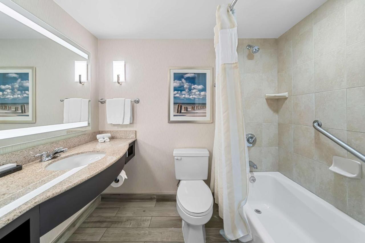 | Hilton Garden Inn Plymouth