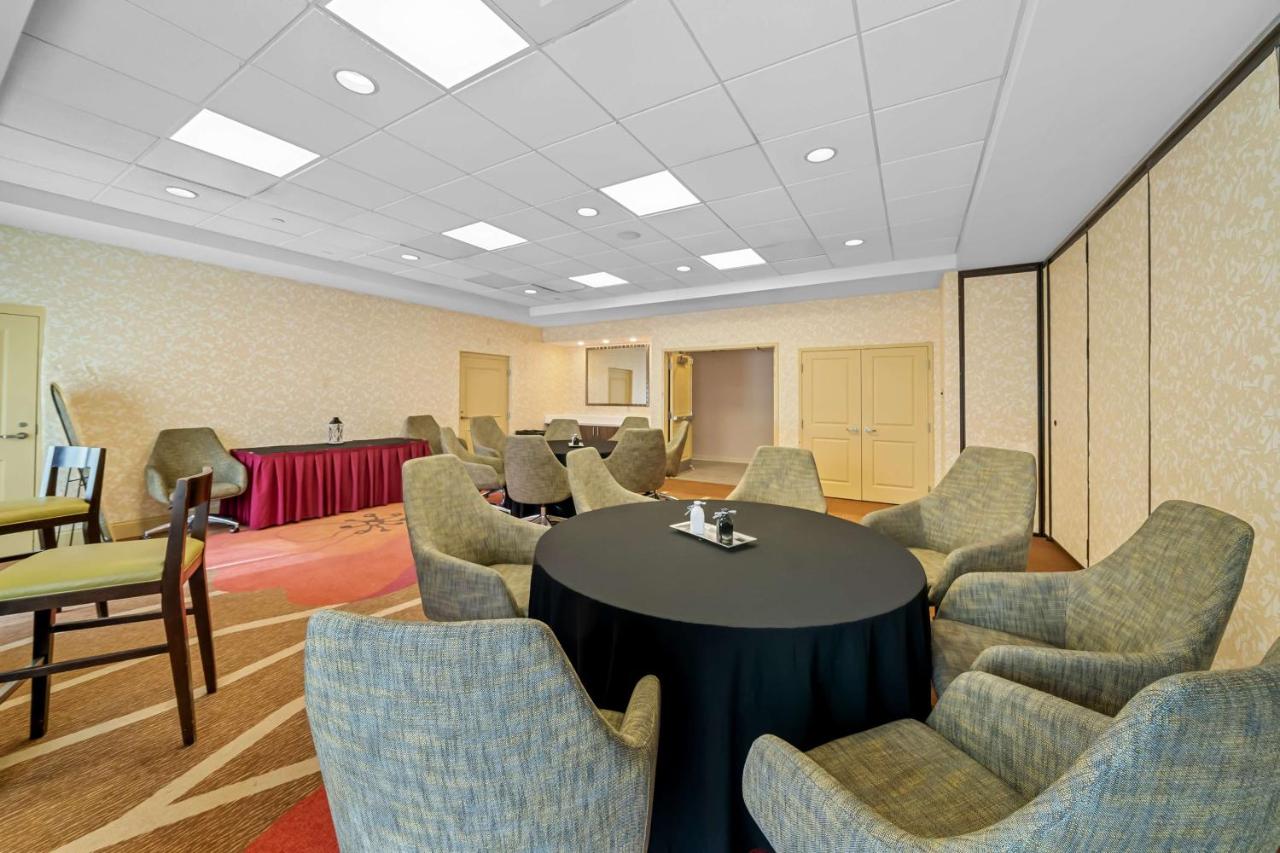 | Hilton Garden Inn Plymouth