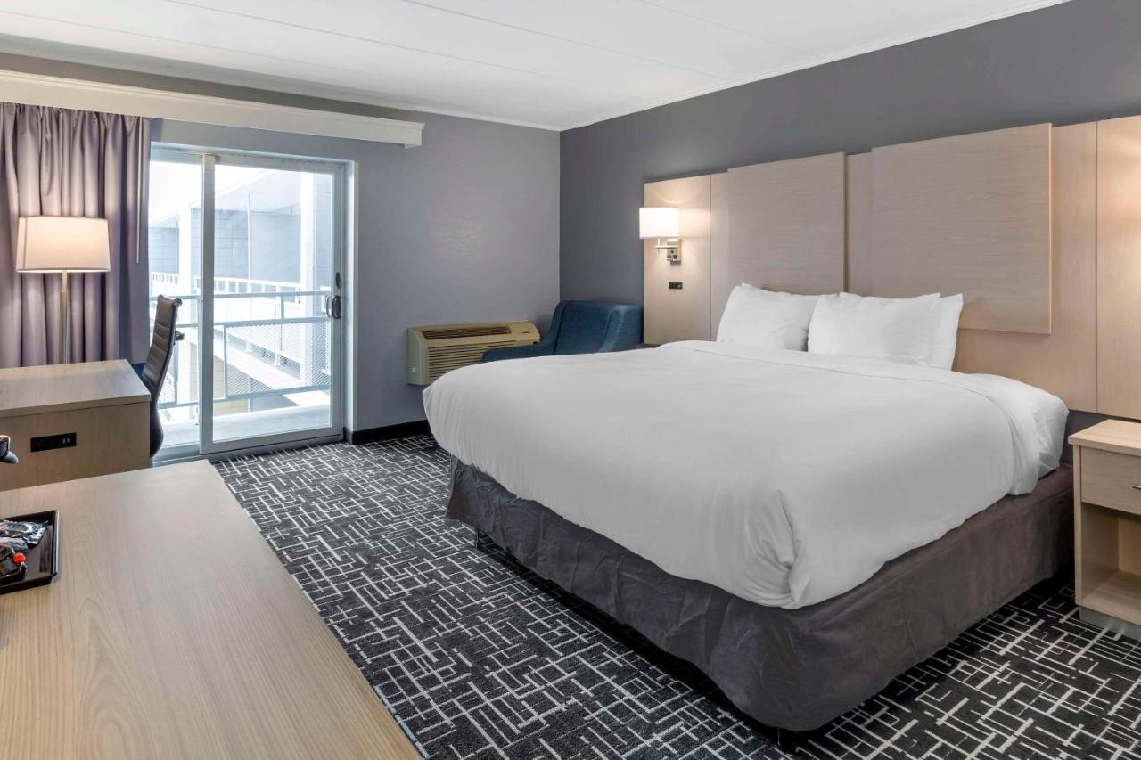  | Comfort Inn Hyannis - Cape Cod