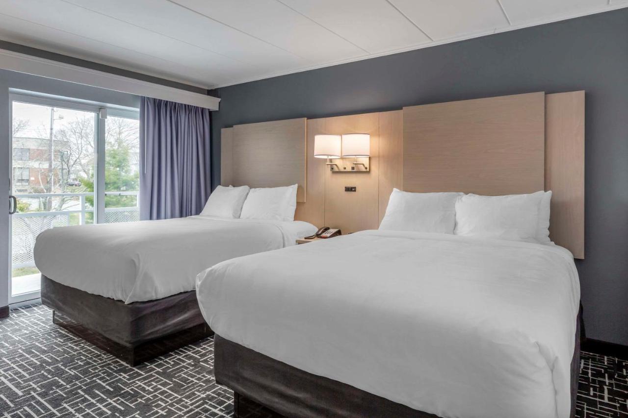 | Comfort Inn Hyannis - Cape Cod