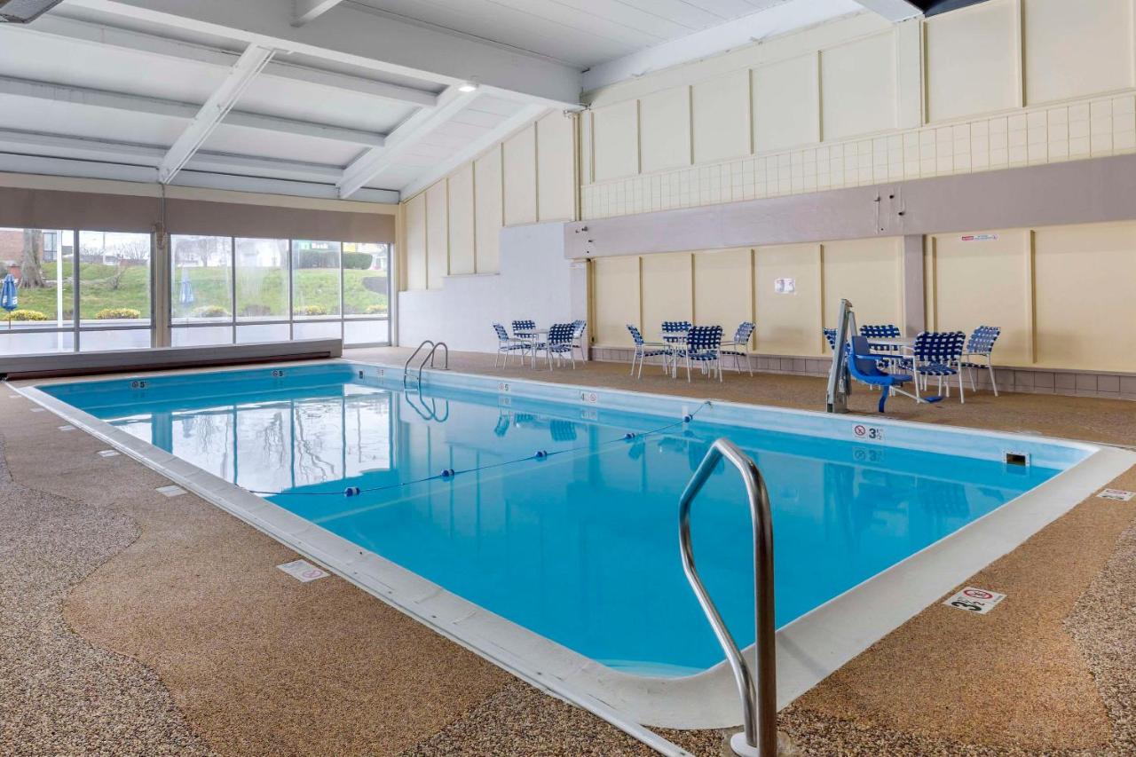 | Comfort Inn Hyannis - Cape Cod