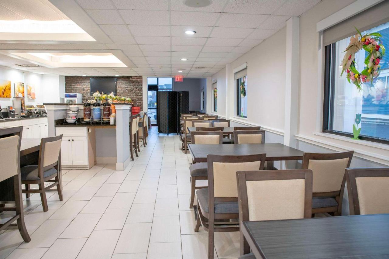 | Comfort Inn Hyannis - Cape Cod