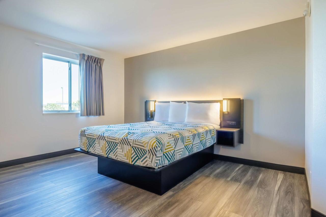  | Motel 6-Grand Island, NE