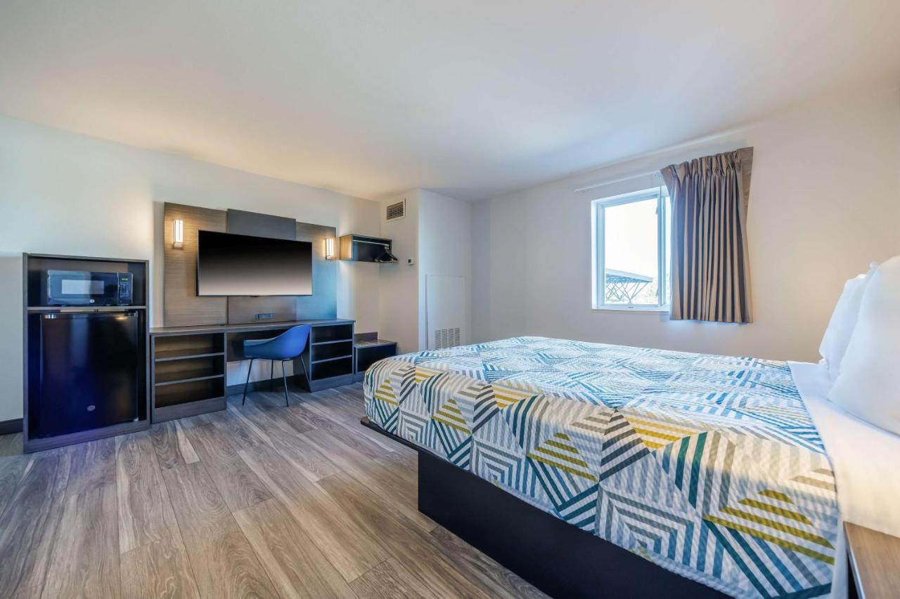  | Motel 6-Grand Island, NE