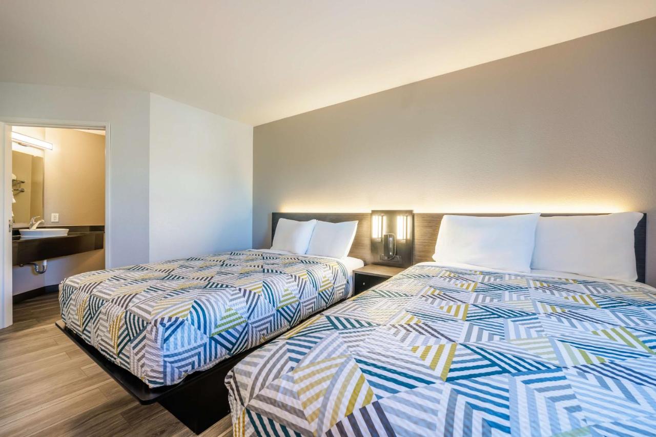  | Motel 6-Grand Island, NE