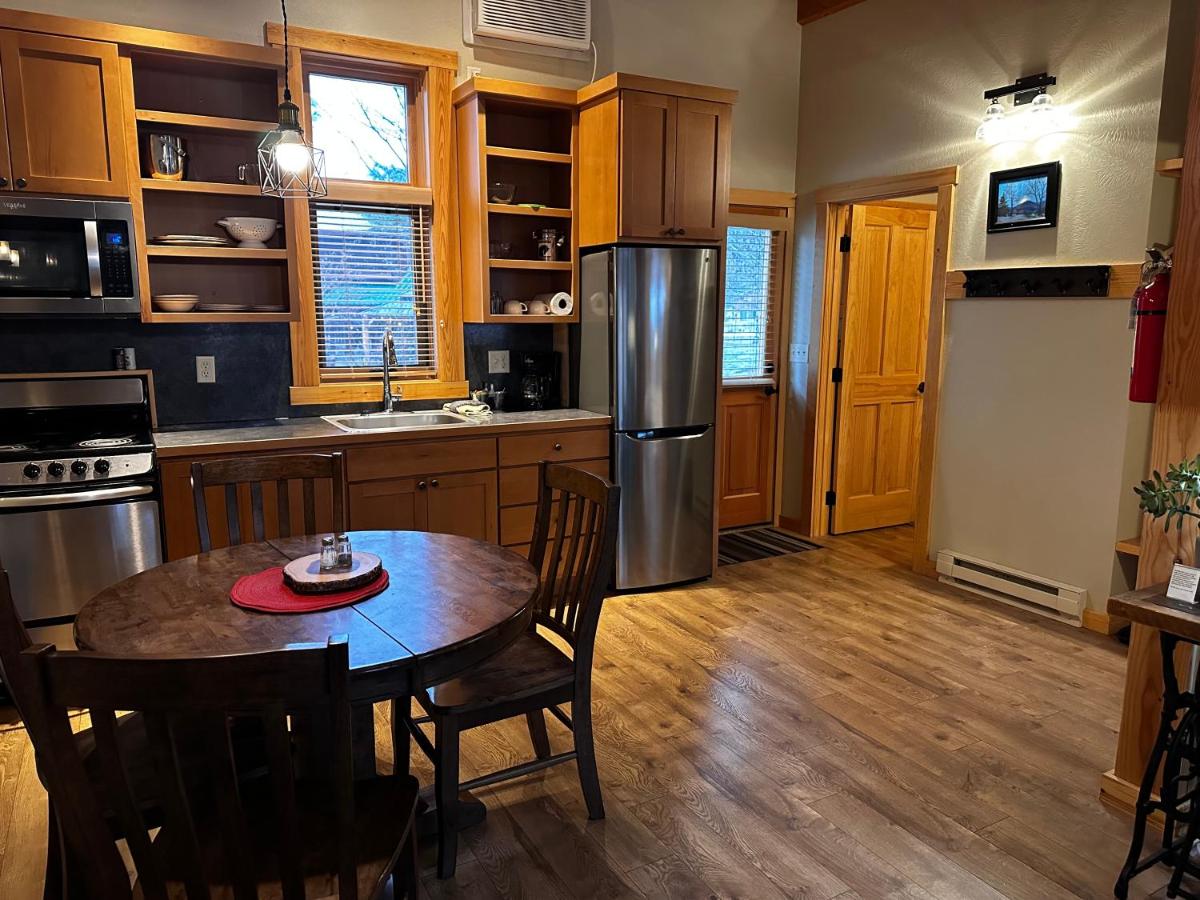 | Chewuch Inn & Cabins