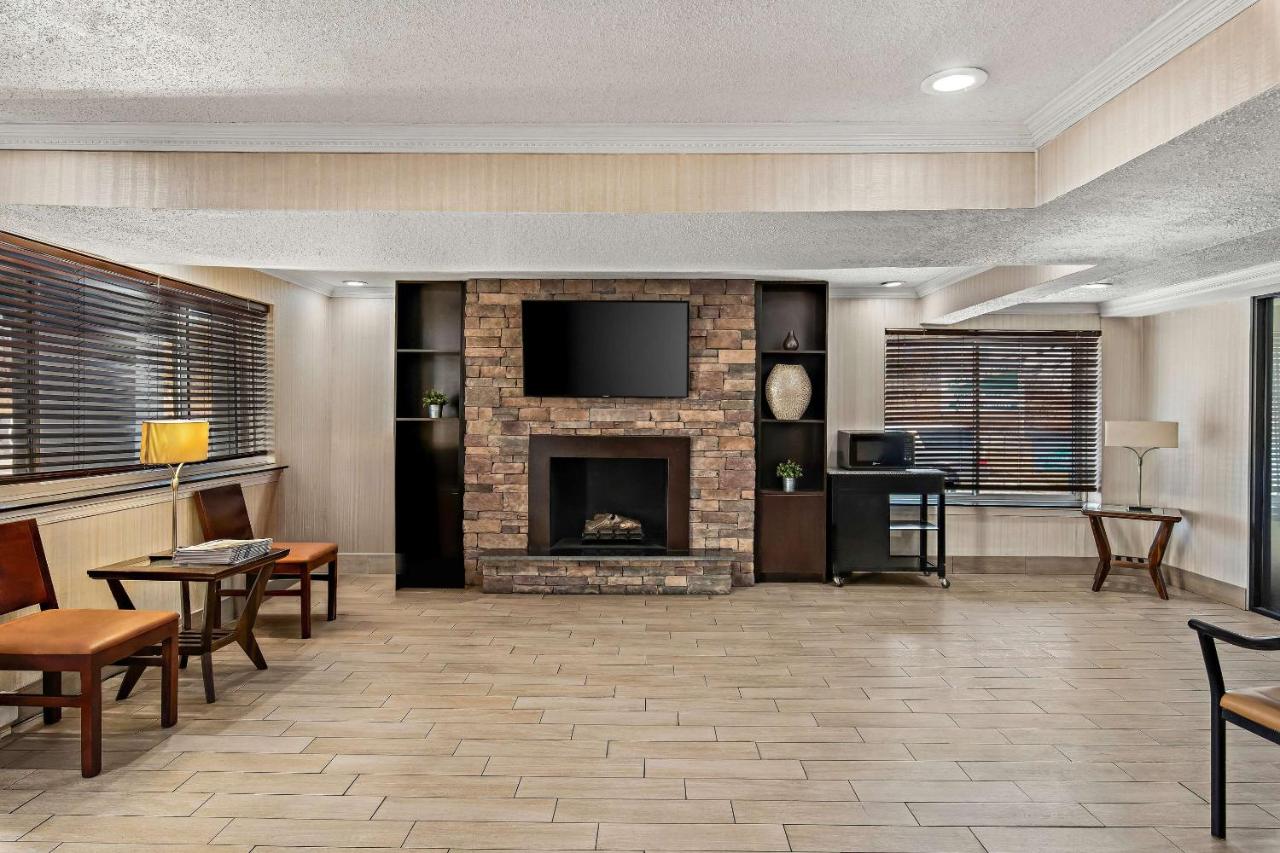 | Motel 6 Lester - Philadelphia Airport