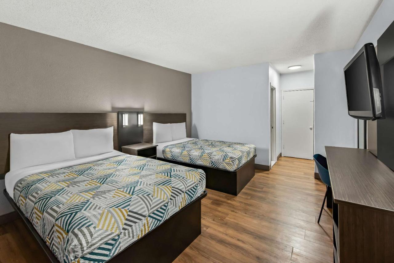 | Motel 6 Lester - Philadelphia Airport
