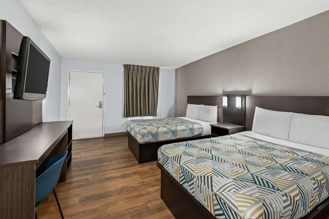 | Motel 6 Lester - Philadelphia Airport