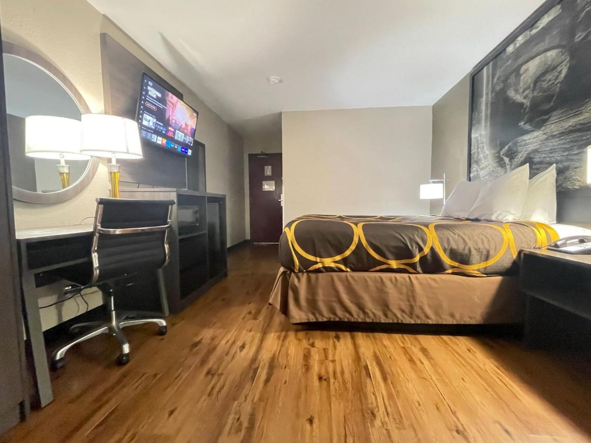  | Super 8 by Wyndham Ithaca