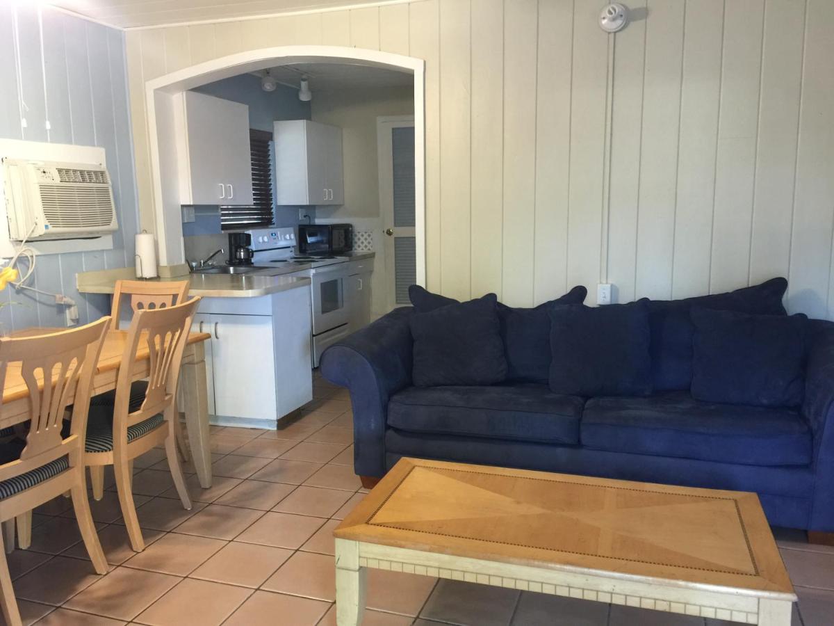| The Pelican Key Largo Cottages