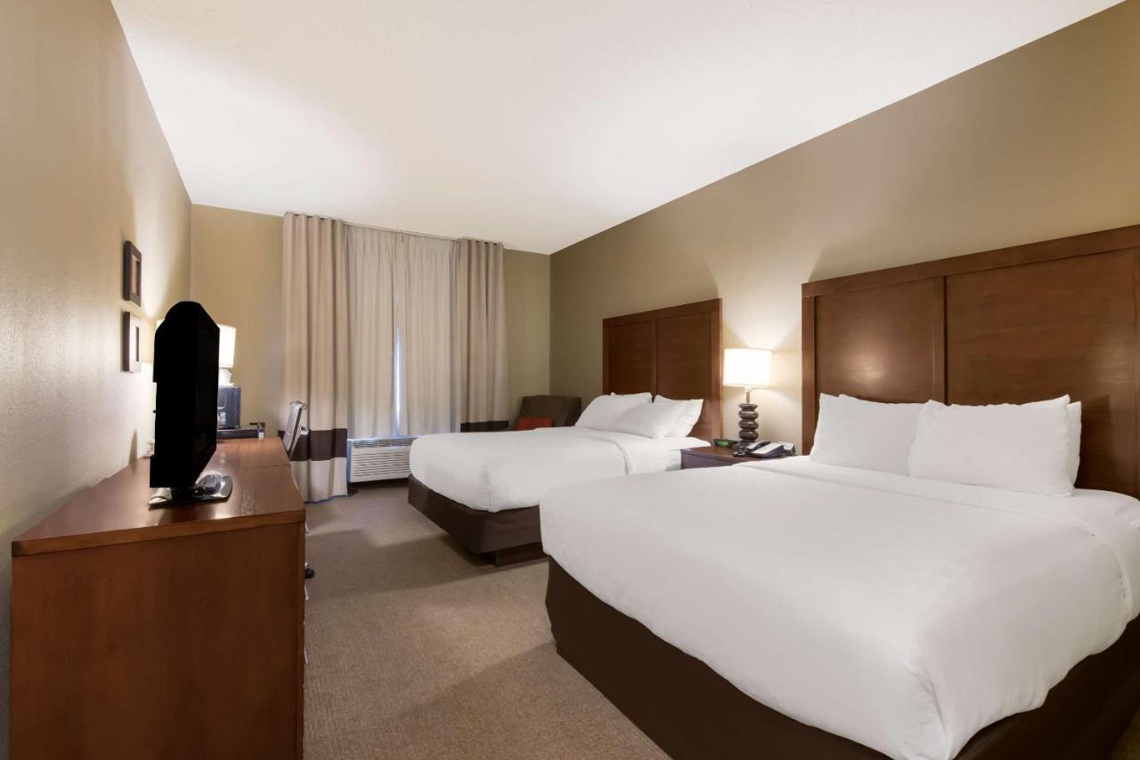 Queen Room with Two Queen Beds - Non-Smoking at Comfort Inn Wichita East
