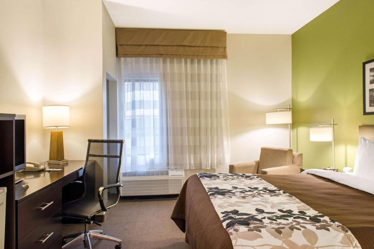 King Room - Non-Smoking at Sleep Inn & Suites Metairie - New Orleans West