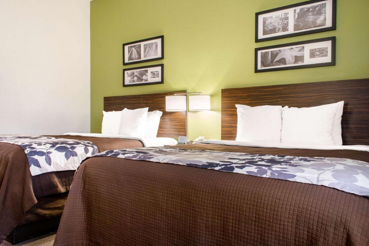 Queen Room with Two Queen Beds - Non-Smoking at Sleep Inn & Suites Metairie - New Orleans West