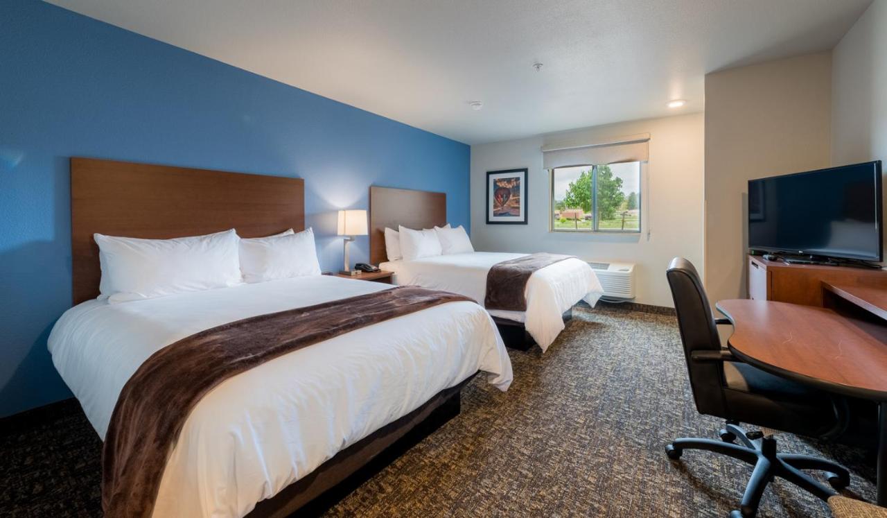 Deluxe Double Room at My Place Hotel - Colorado Springs, CO