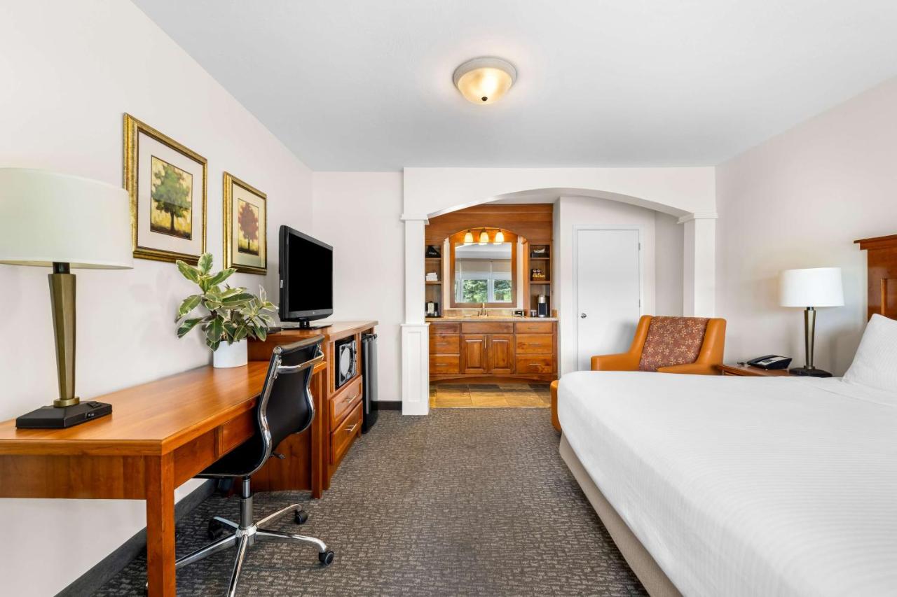 | Best Western Driftwood Inn