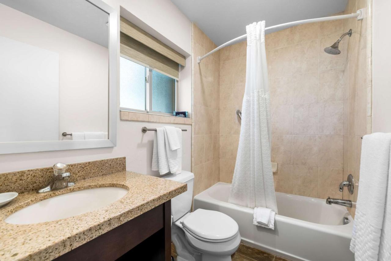 | Best Western Driftwood Inn