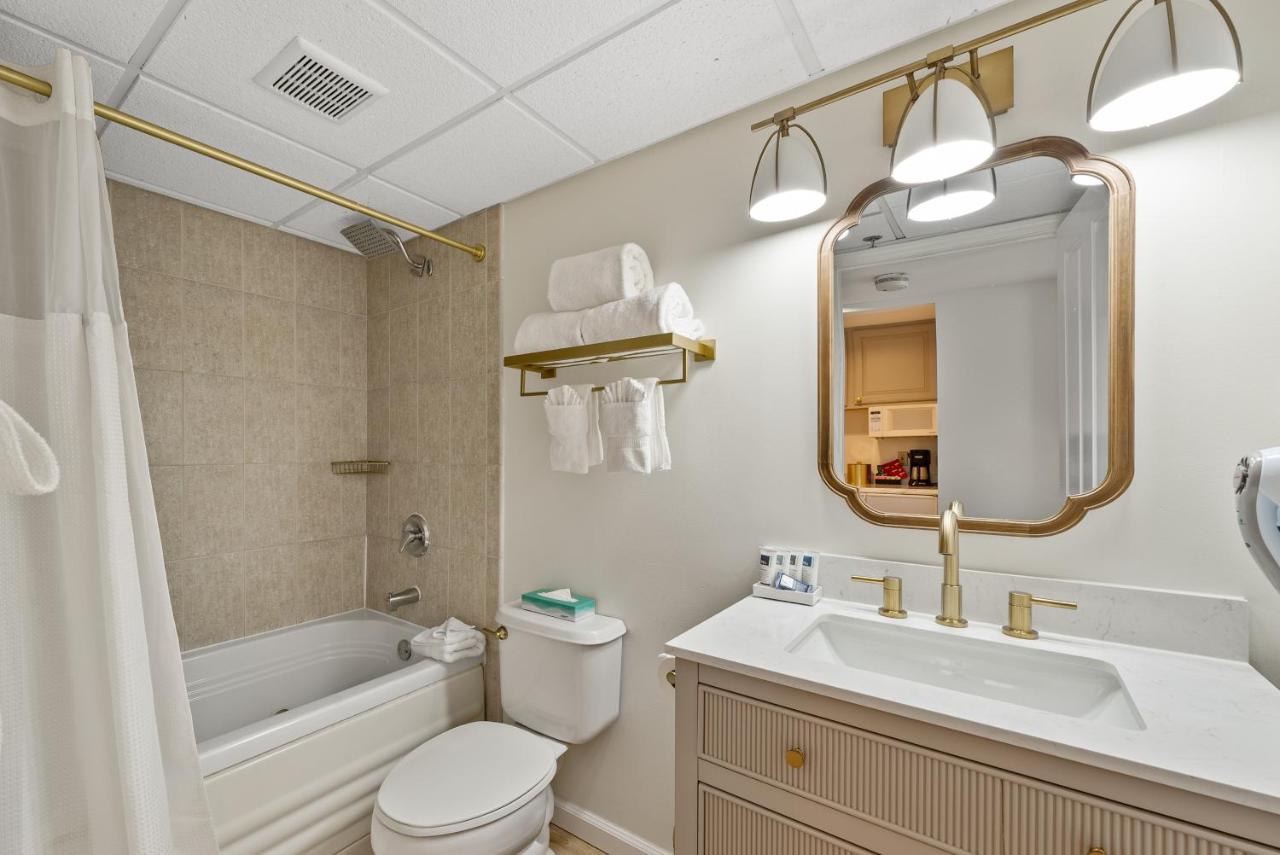  | Bella Vista Suites