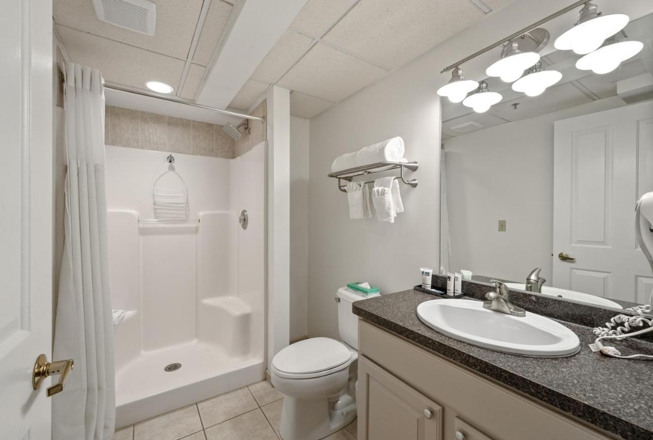  | Bella Vista Suites