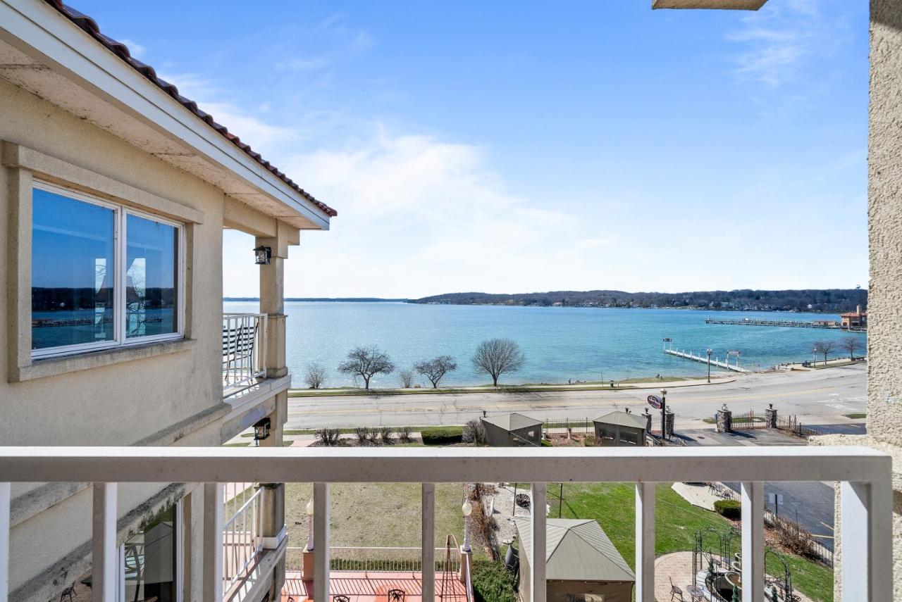  | Bella Vista Suites