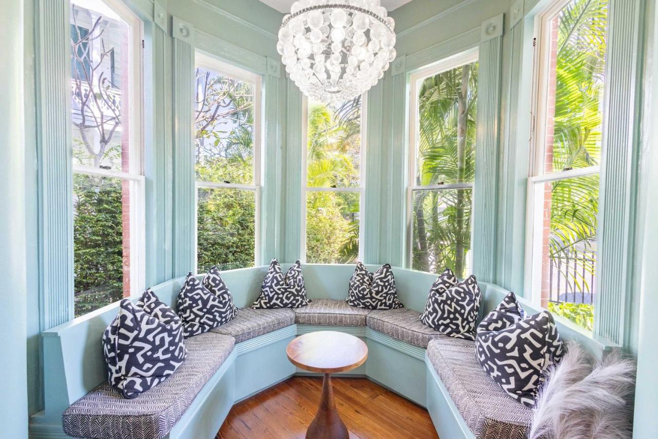  | Red Room at The Grand Maloney