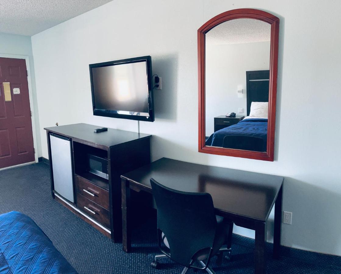 Double Room at Executive Inn
