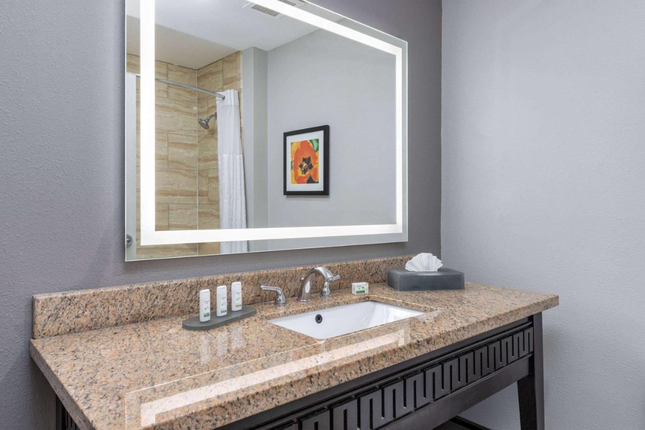 Queen Room with Two Queen Beds City/Park View Non Smoking at La Quinta Inn & Suites by Wyndham Allen at The Village