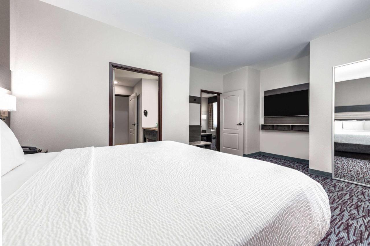 Family Suite King bed with City/Park View Non Smoking at La Quinta Inn & Suites by Wyndham Allen at The Village