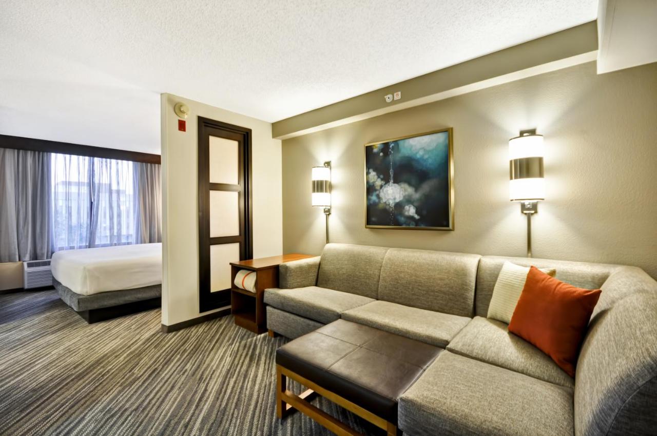 King Room with ADA Bathtub - Disability Access at Hyatt Place Albuquerque/Uptown