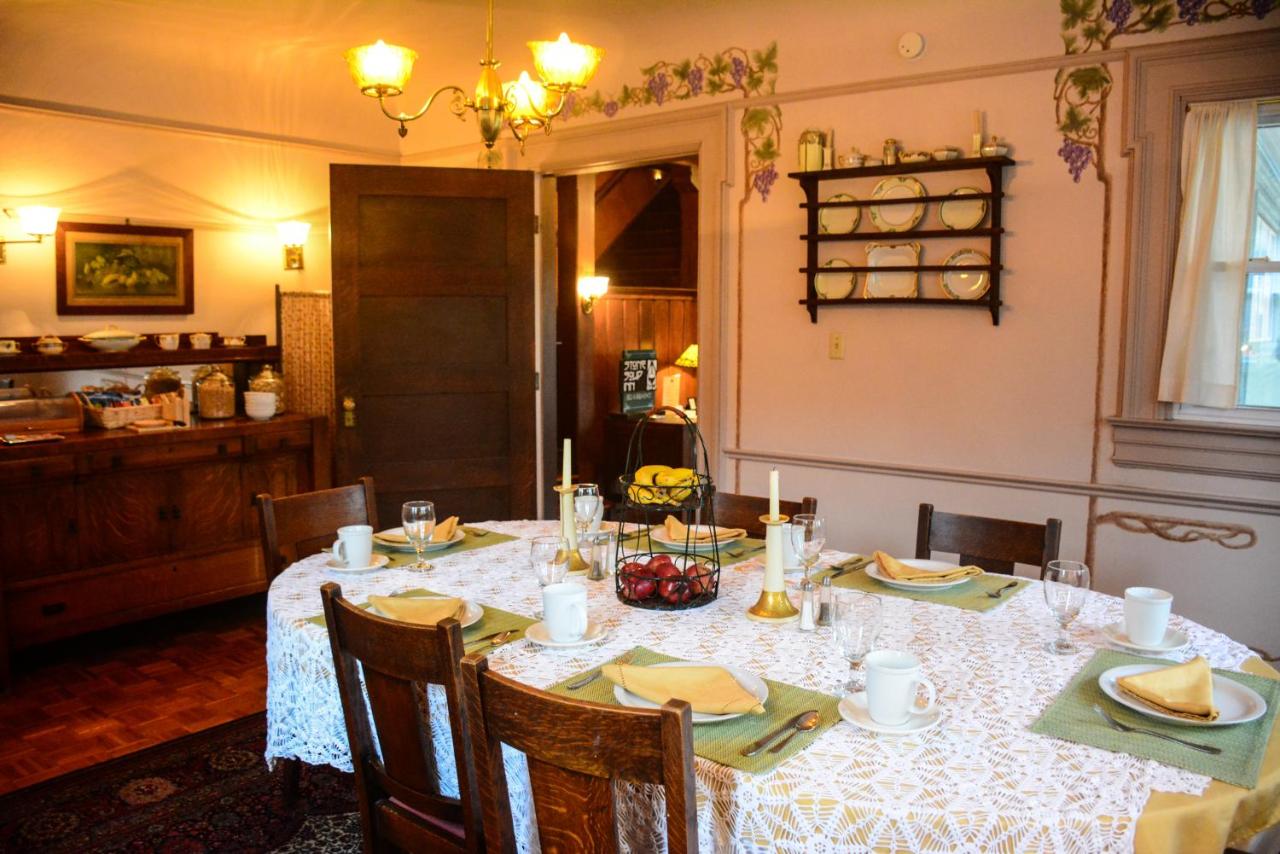 | Stone Soup Inn