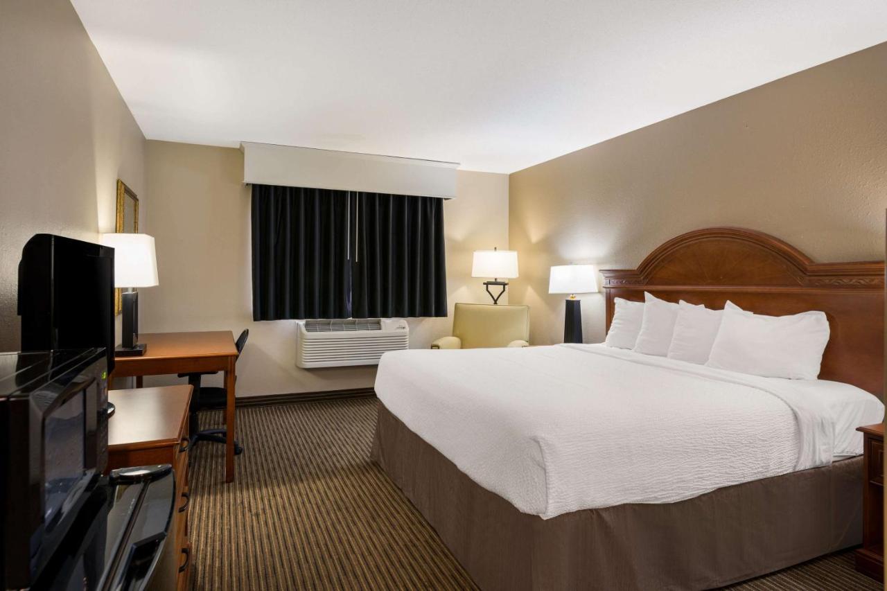 Queen Room with Roll-In Shower - Disability Access at Revel Hotel Minot, SureStay Collection by Best Western