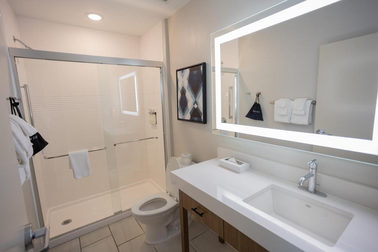| Candlewood Suites - Tulsa Hills - Jenks, an IHG Hotel