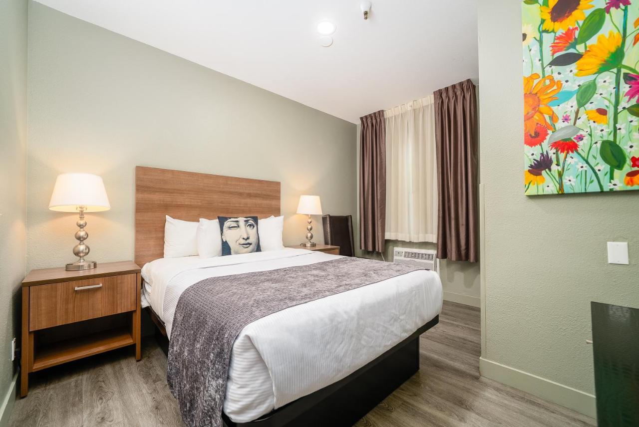 Queen Room - Non-Smoking at Urban Boutique Hotel