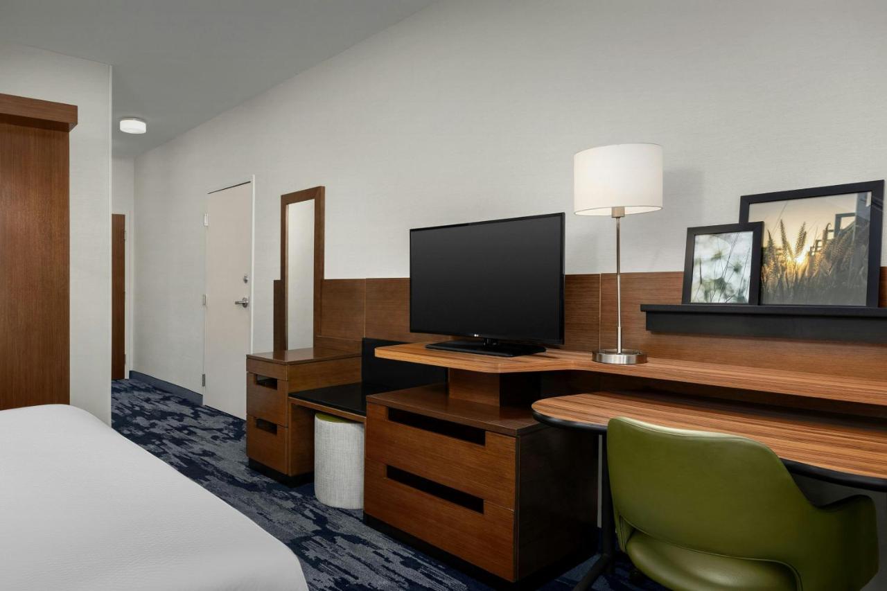 King Room at Fairfield Inn & Suites Atlanta Stockbridge