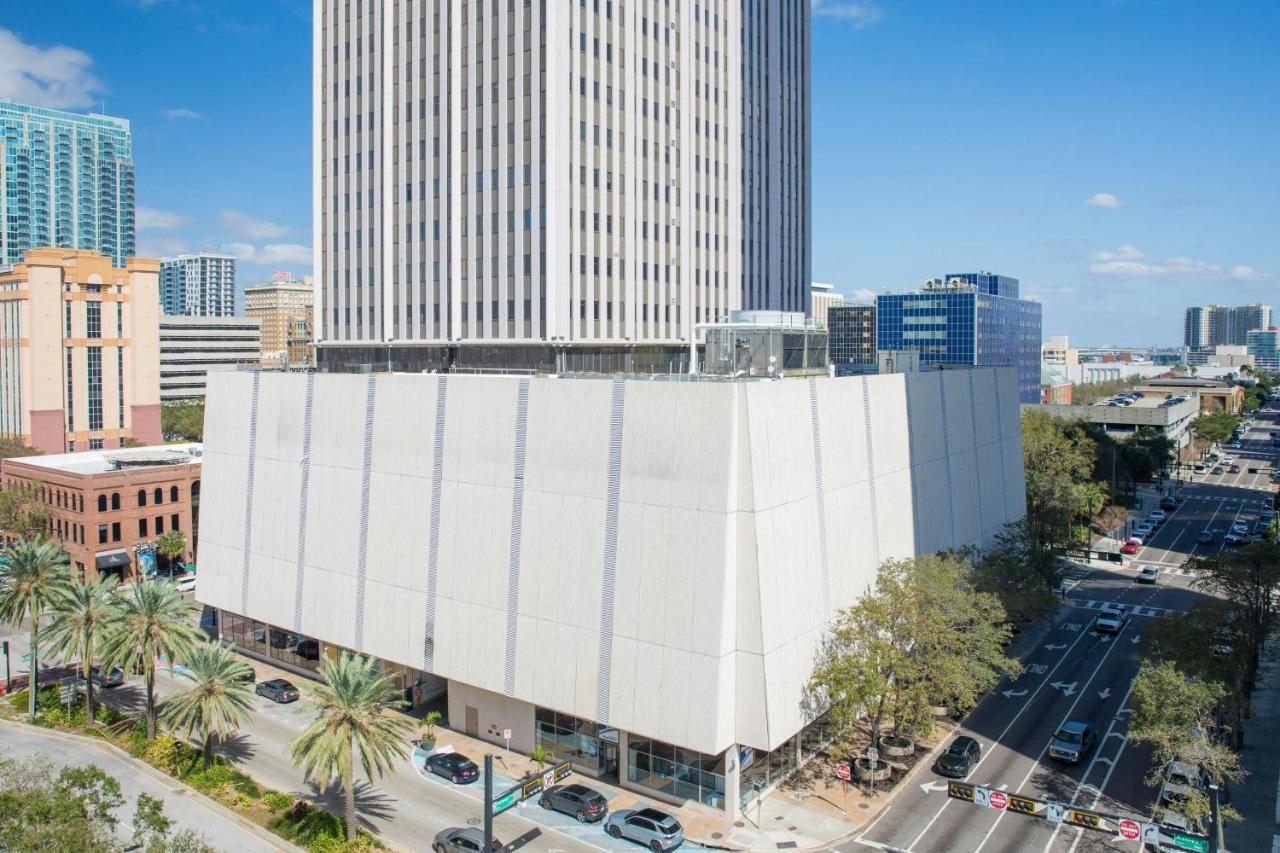| Aloft Tampa Downtown