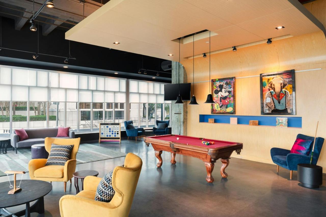| Aloft Tampa Downtown