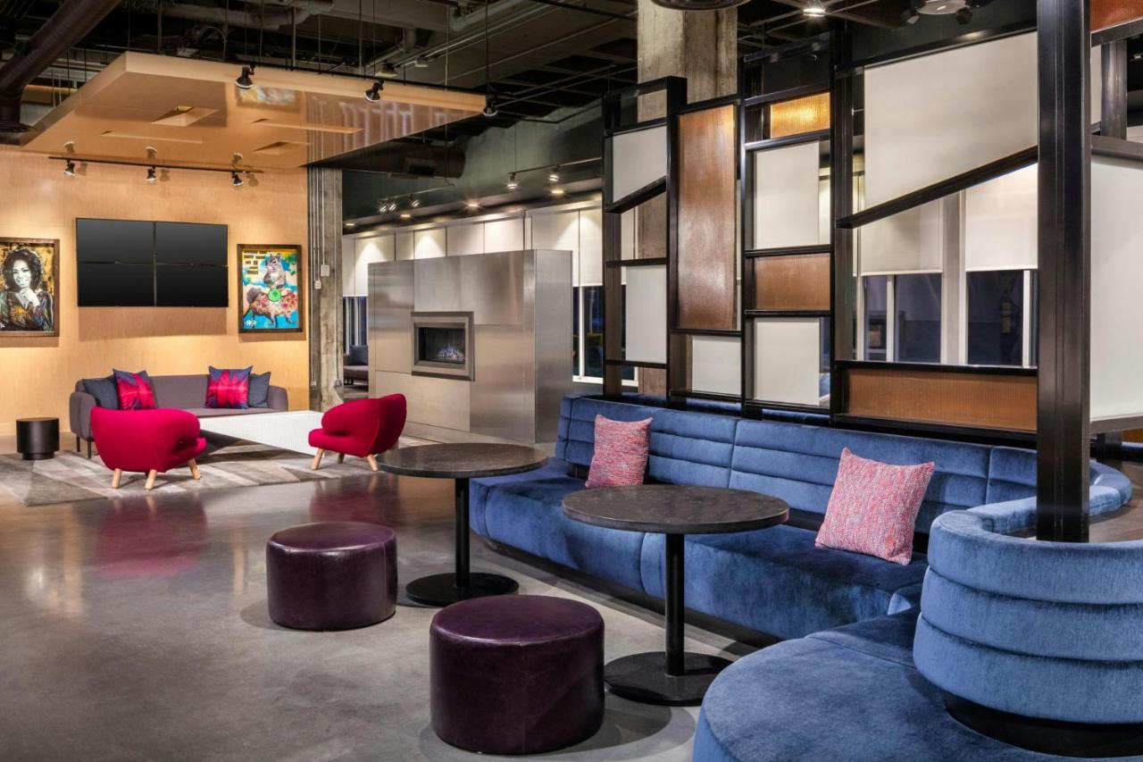 | Aloft Tampa Downtown