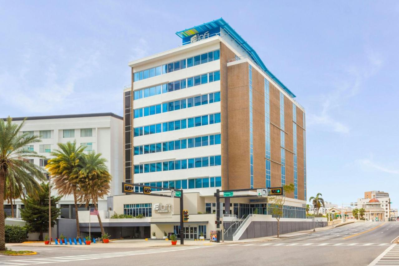 | Aloft Tampa Downtown
