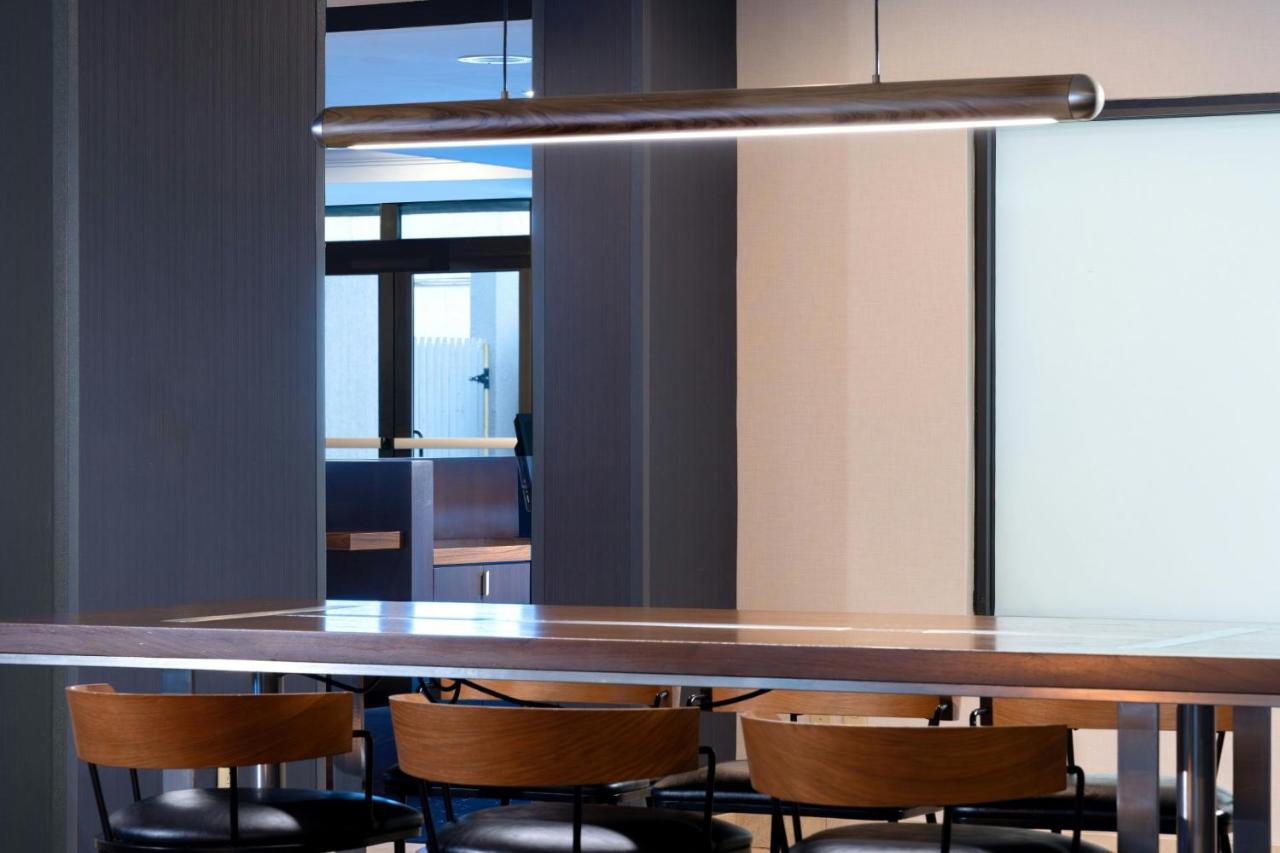  | Courtyard Burlington Williston