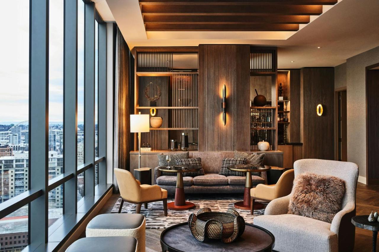 Club Level King Room with Mountain View at The Ritz-Carlton, Portland