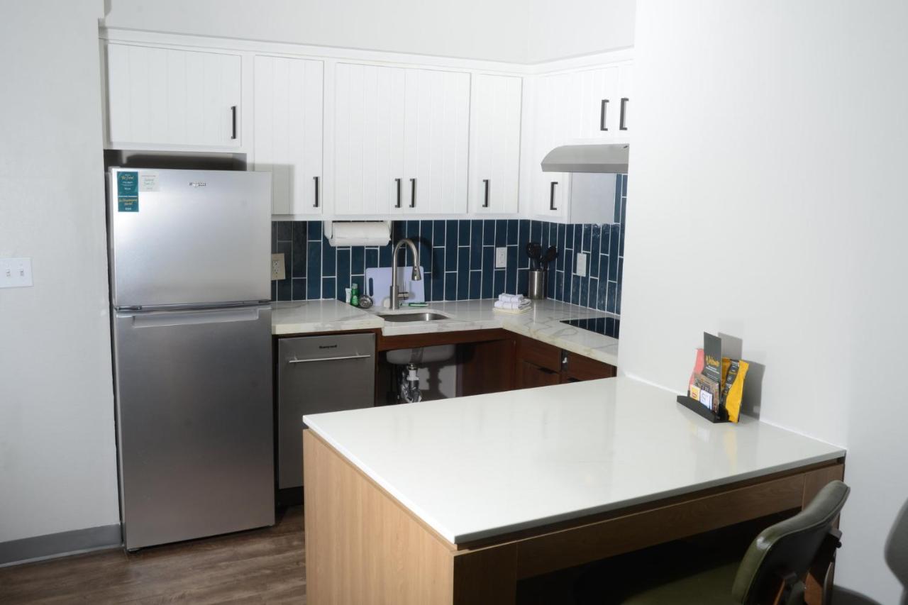  | Staybridge Suites Tucson Airport, an IHG Hotel