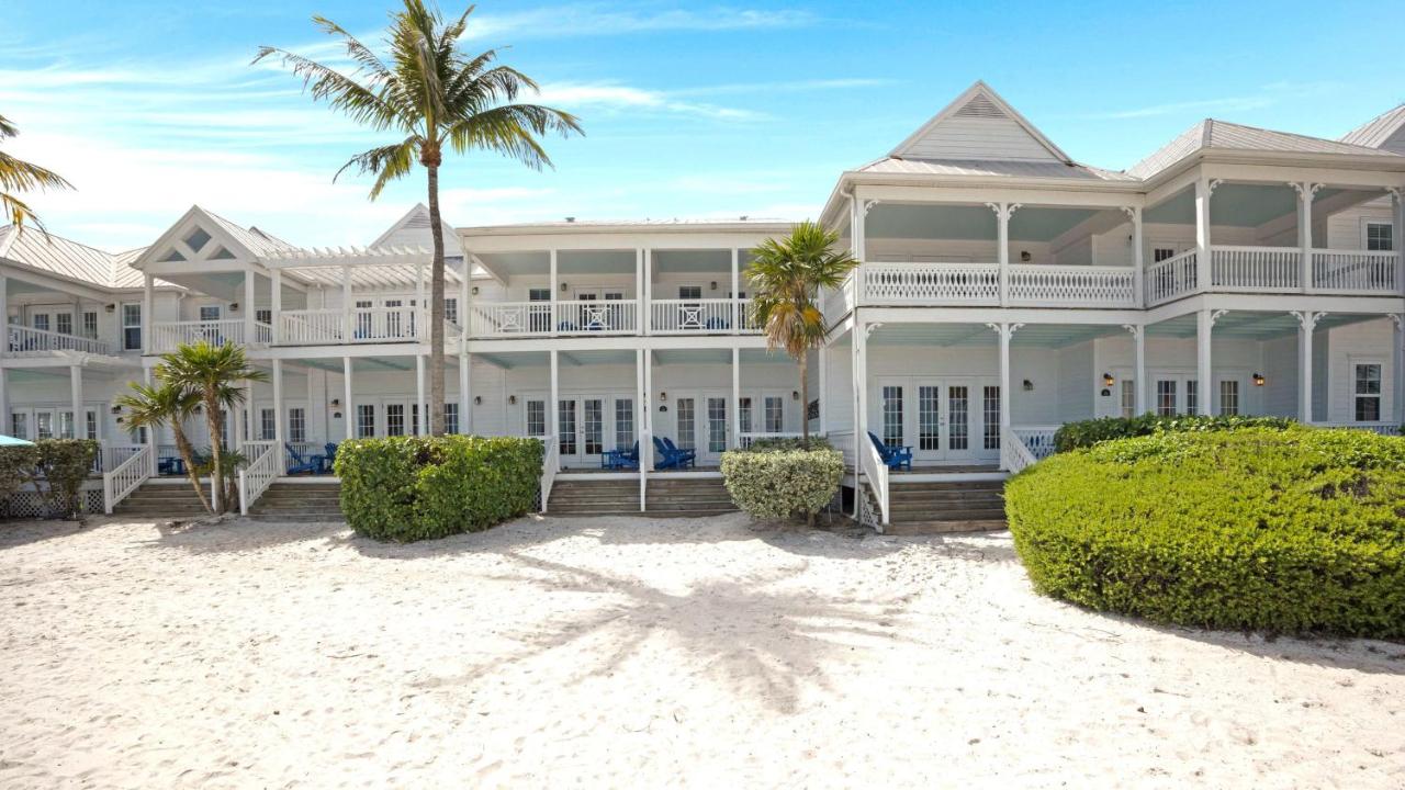 | Tranquility Bay Beachfront Hotel and Resort