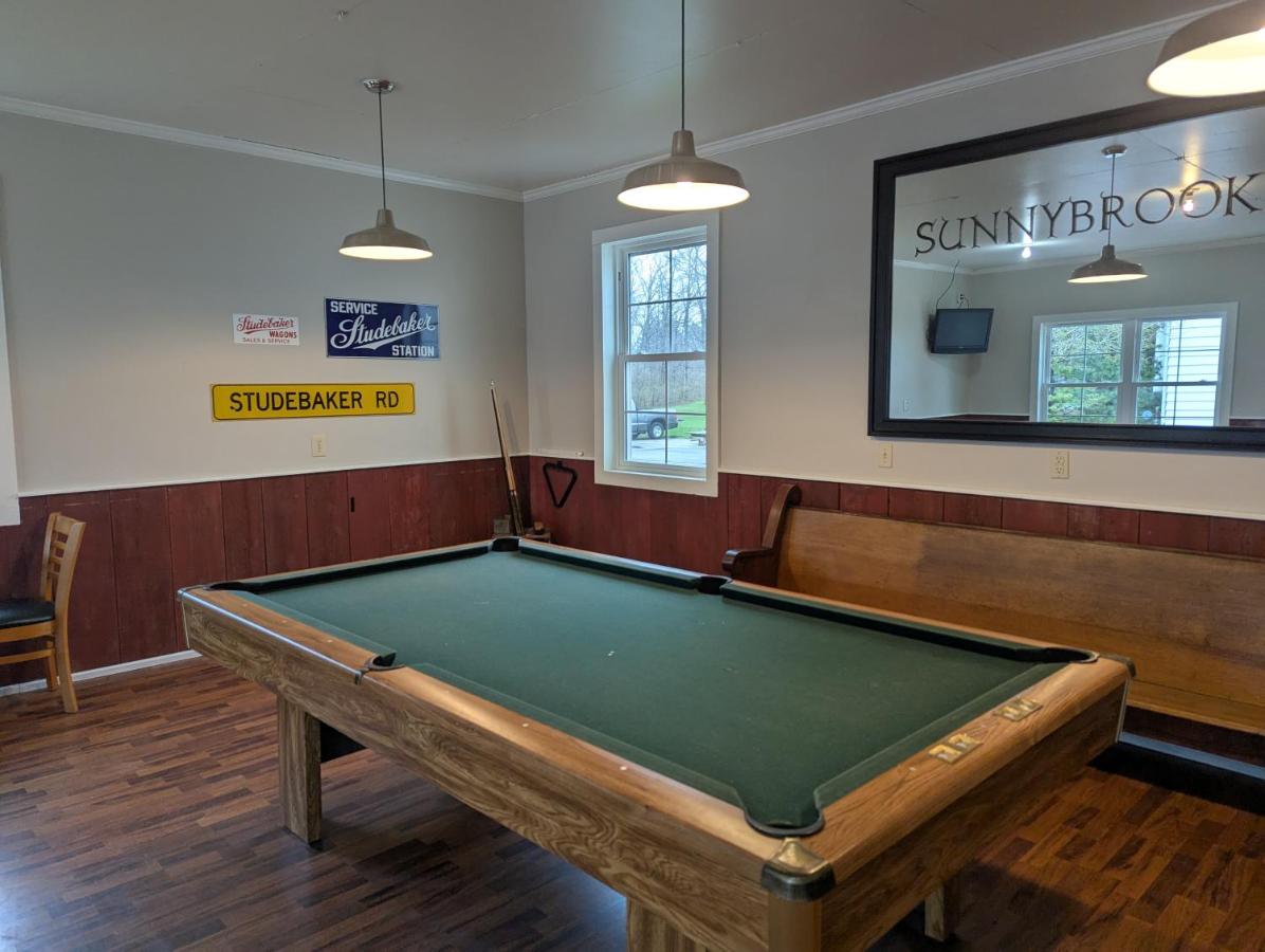 | Farrell House Lodge at Sunnybrook Trout Club