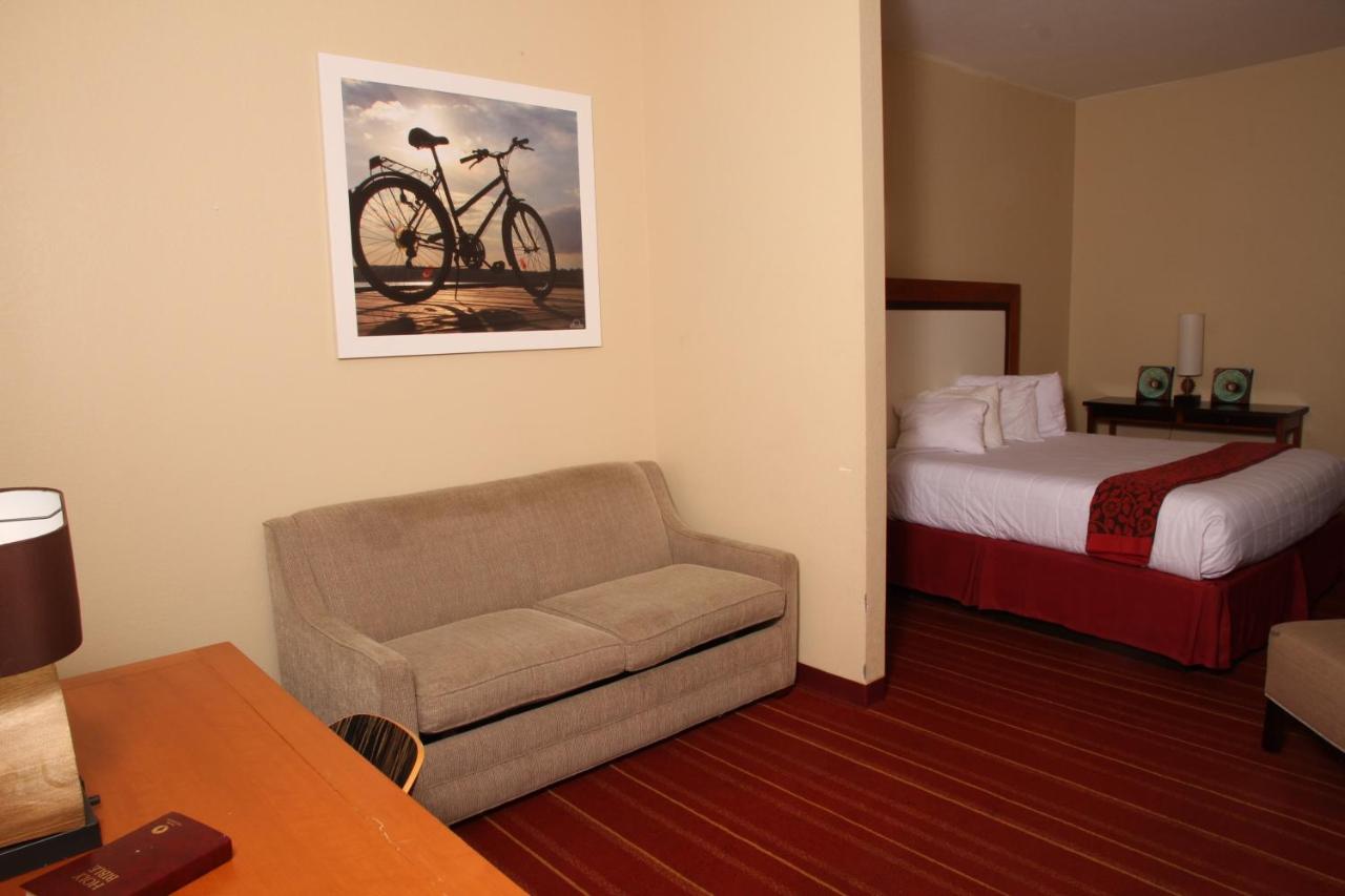 King Studio Suite - Non-Smoking at Days Inn by Wyndham Semmes/Mobile