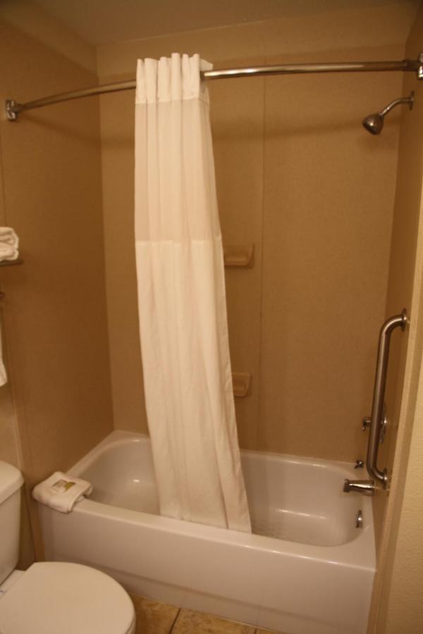 King Studio Suite - Non-Smoking at Days Inn by Wyndham Semmes/Mobile
