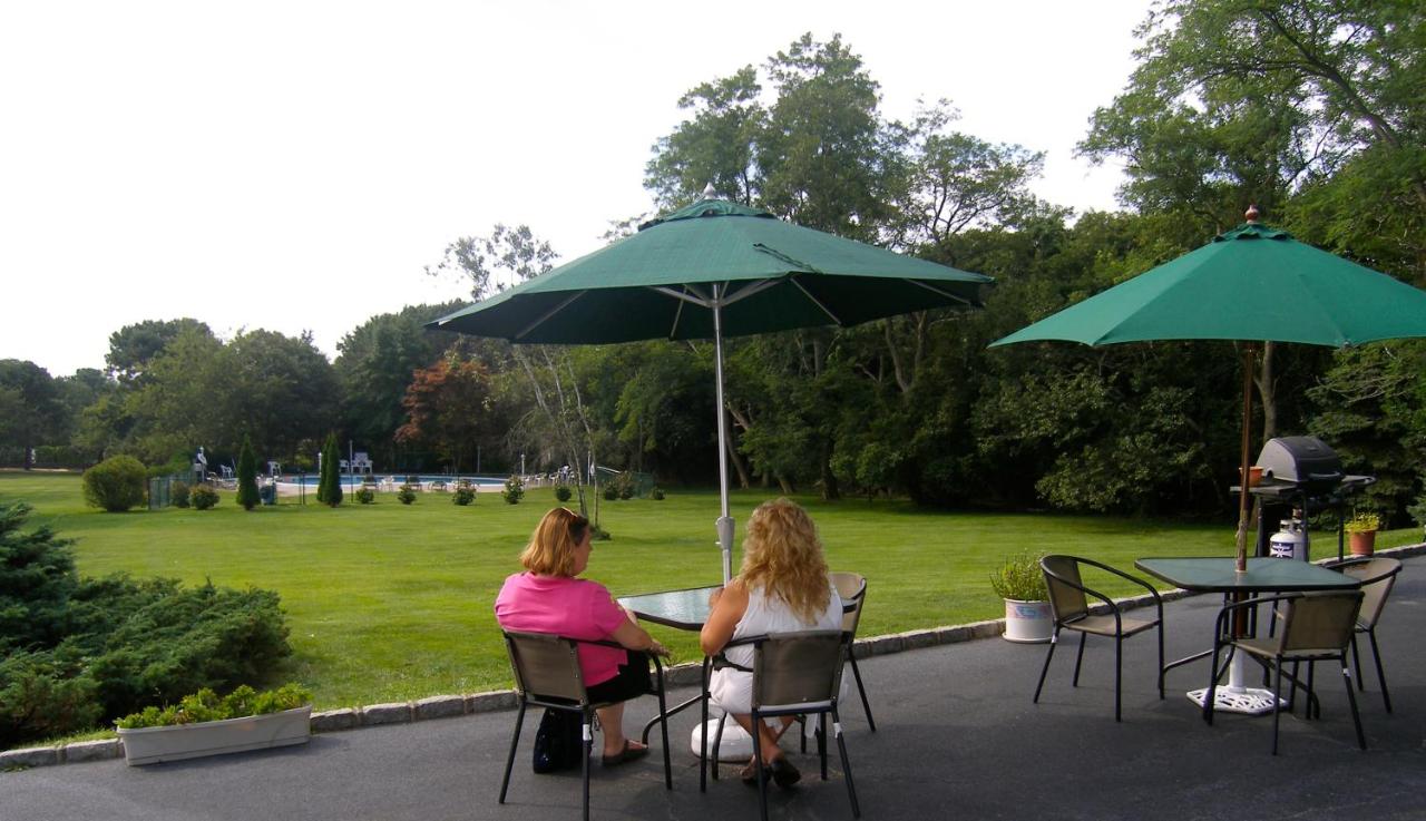 | Hamlet Inn