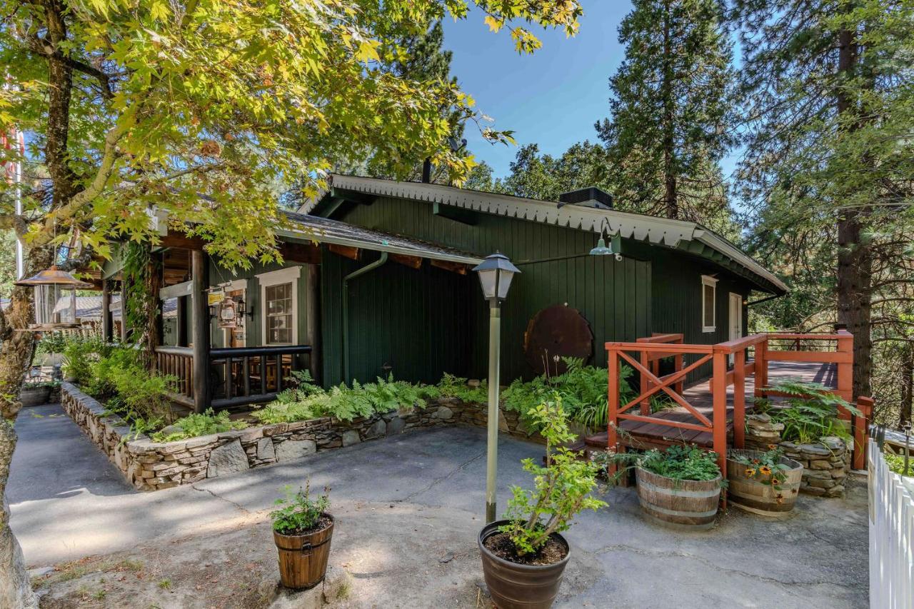| Narrow Gauge Inn