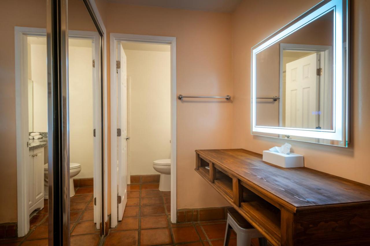 | Hotel Pepper Tree Boutique Kitchen Studios - Anaheim