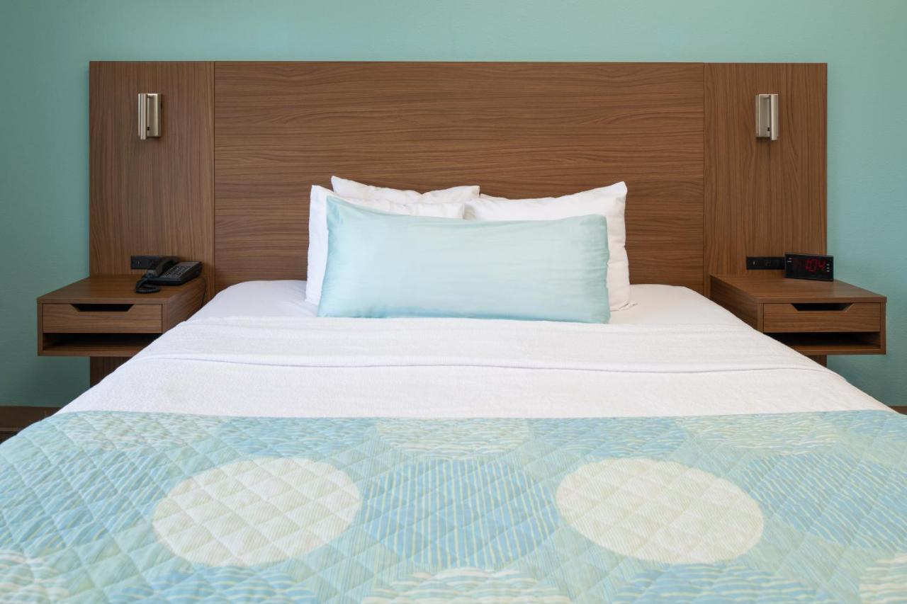 King Room - Non-Smoking at Brisa Pacific Hotel Encinitas
