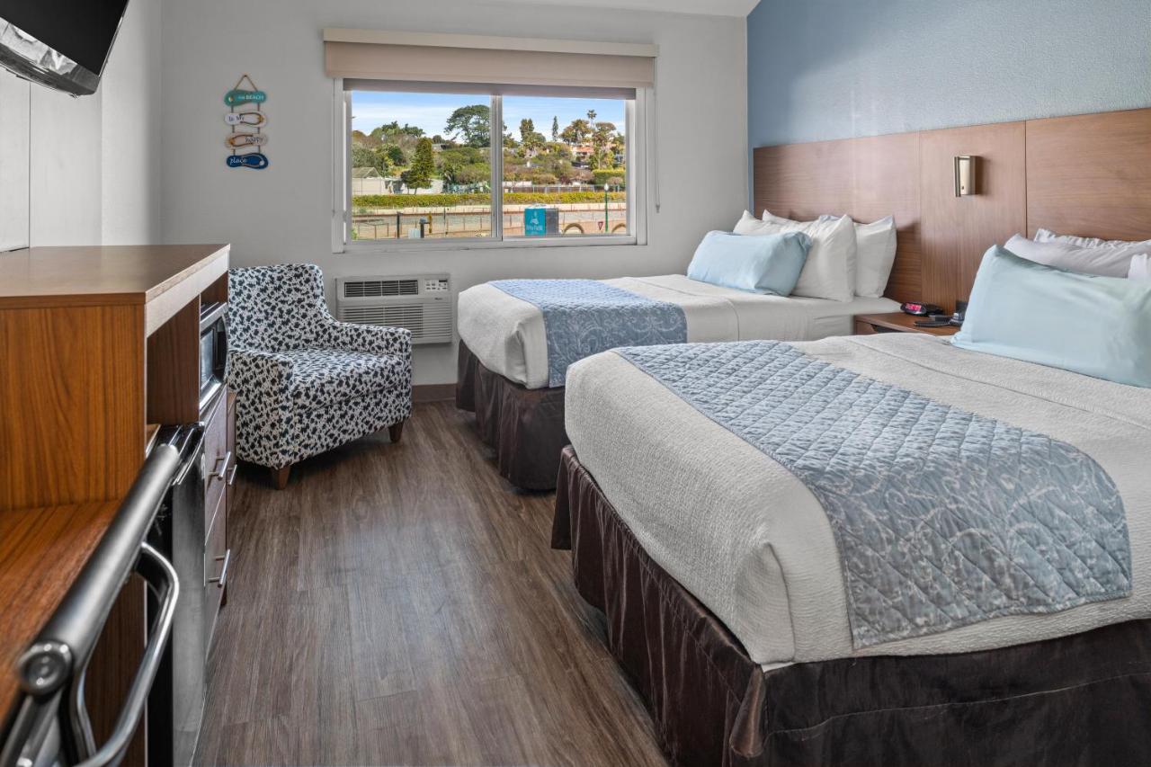 Double Room with Two Double Beds - Non-Smoking at Brisa Pacific Hotel Encinitas